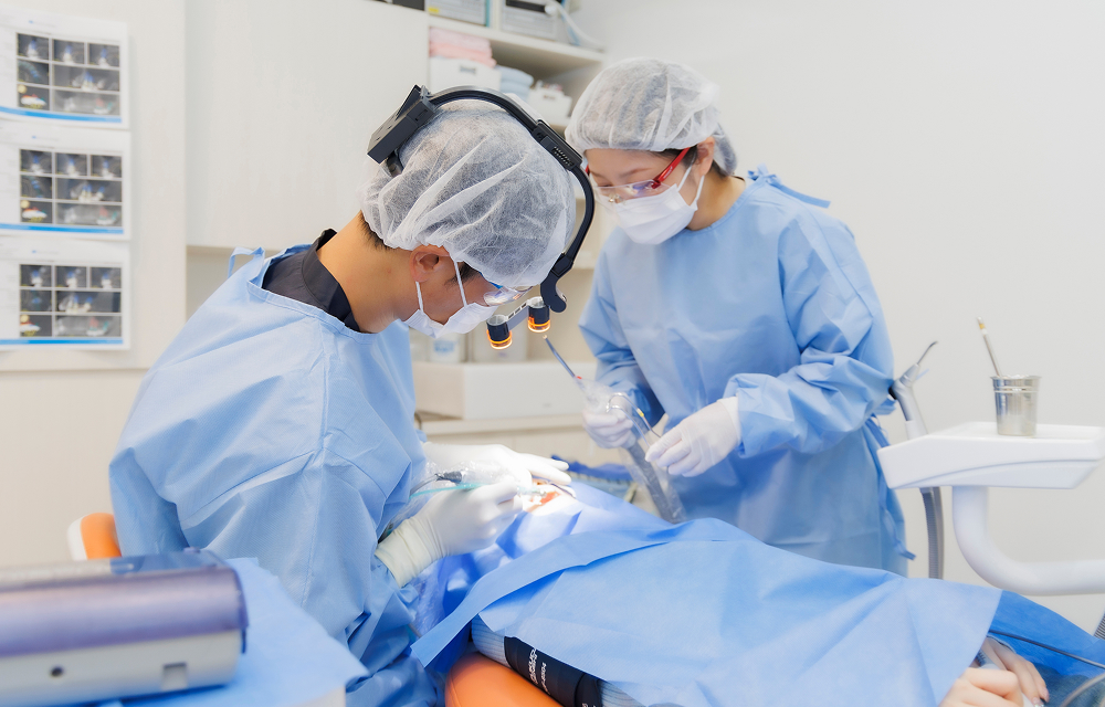 オールオン4インプラント処置( 手術：ガイデッドサージェリー )