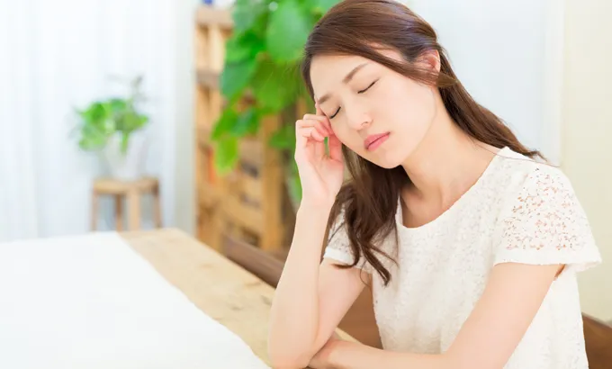 歯ぎしりと歯の寿命の関係マウスピースを使うメリット・デメリット